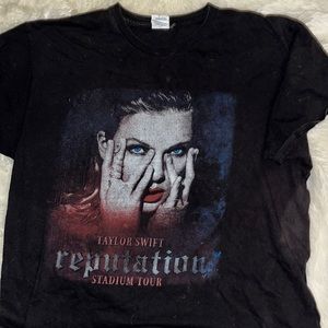 Taylor Swift Reputation Tour T shirt